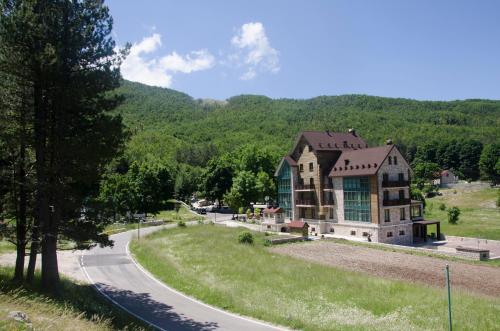 Gallery image of Hotel Monte Rosa in Cetinje