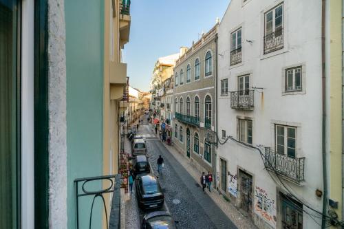 WHome Intendente Modern 1-Bed with Lift in Top Notch Location