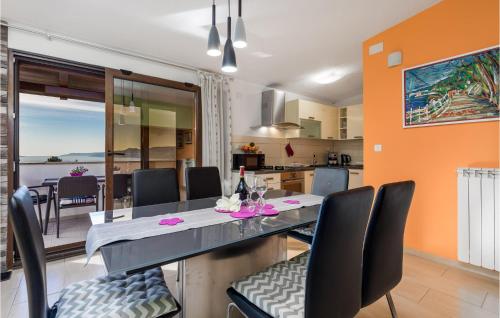 Gorgeous Apartment In Rijeka With House Sea View