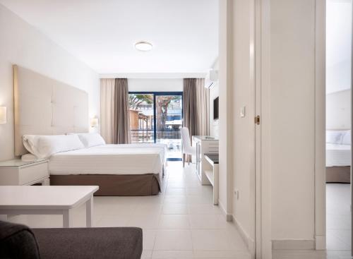 Gallery image of Sol Sancti Petri Aparthotel in Chiclana de la Frontera