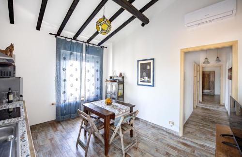Η κουζίνα ή μικρή κουζίνα στο Appartamenti Podere San Sebastiano