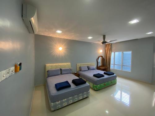 Galería fotográfica de Entire Residential Home•Jia Residences Bkt Serdang沙登温暖的家 en Seri Kembangan