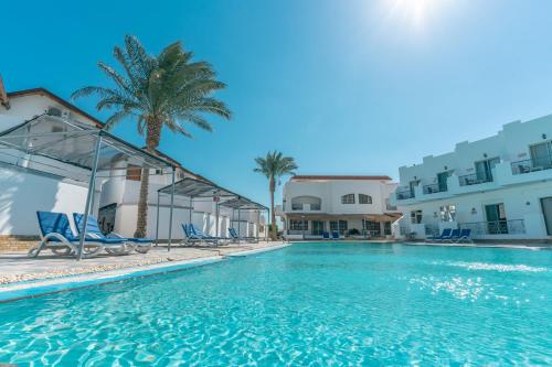Bazén v ubytování Ganet Sinai Resort nebo v jeho okolí