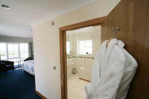 Gallery image of Woodland Bay Hotel in Girvan
