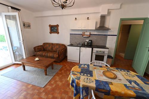 Η κουζίνα ή μικρή κουζίνα στο trés beau 2 pièces