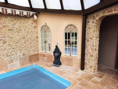 Πισίνα στο ή κοντά στο Villa de 2 chambres avec piscine privee terrasse amenagee et wifi a Folleville