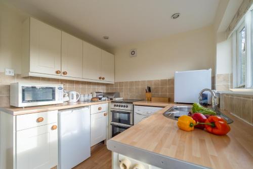Chestnut Cottage – Photos 3