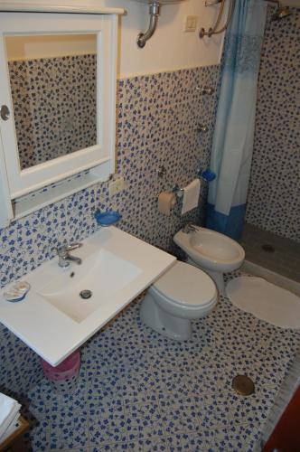 Ванная комната в Marina del Cantone Chalet