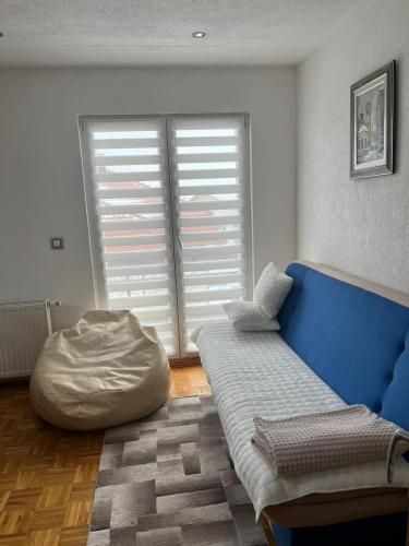 Apartmani Ćurkovićにあるシーティングエリア