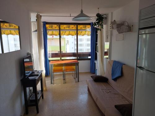 Beautiful residential apartment with pool