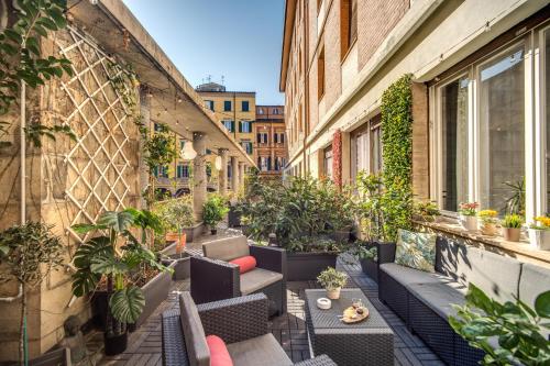 AwesHomeItaly - Hanging Gardens