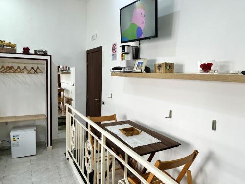 Η κουζίνα ή μικρή κουζίνα στο Modern Apartment in Napoli, Balcony