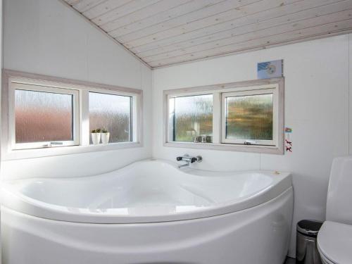 Galeriebild der Unterkunft Holiday home Juelsminde LXXIX in Sønderby