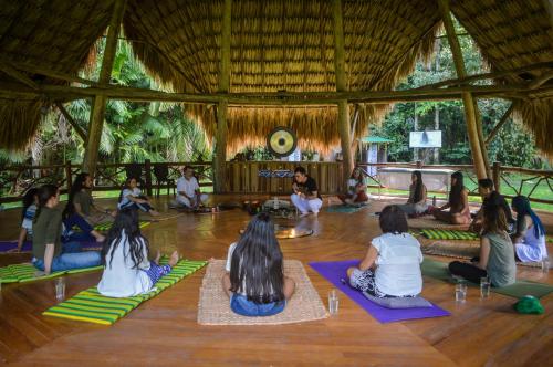 Huéspedes de Ecolodge Cosmogénesis