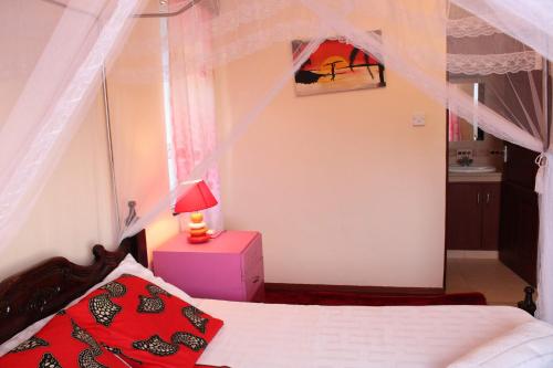 Foto dalla galleria di Lux Suites Royal Family Apartment Nyali a Mombasa