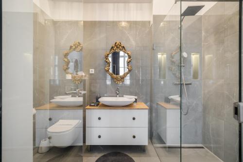 Vonios kambarys apgyvendinimo įstaigoje BpR Adagio Design Home with A/C