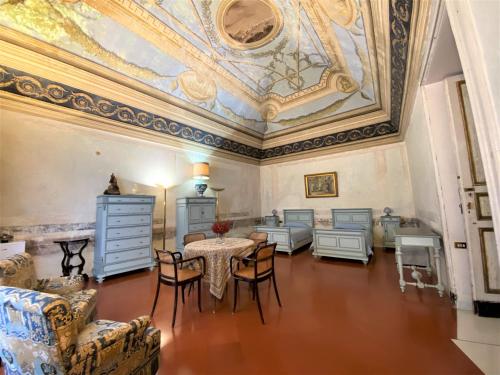 Ruang duduk di Palazzo Bernardini B & B