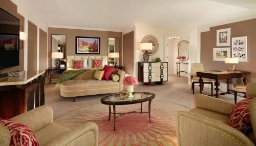 The Beverly Hills Hotel - Dorchester Collection photo 25