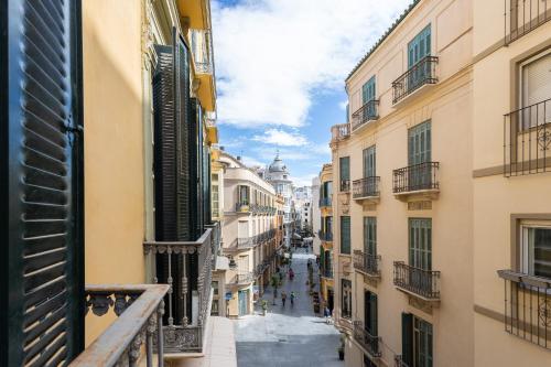Julieta Historical Apartment by AlohaMalaga