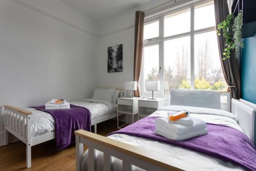 Gallery image of Seaside Luxury Large Apartment Relax, Work or BOTH in Southend-on-Sea