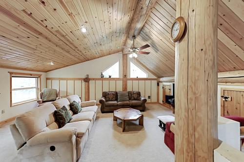 Log Cabin Dreams – Photos 4