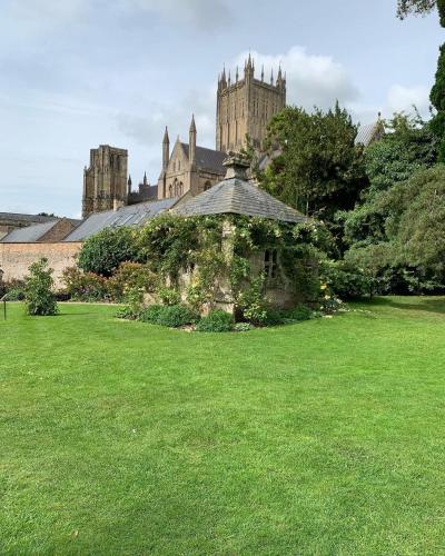 1-Bed Apartment in Wells