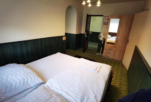 Billede fra billedgalleriet på KOMPLEX -Rendezvénytermek-Panzió-Apartman-Irodák- i Mátészalka