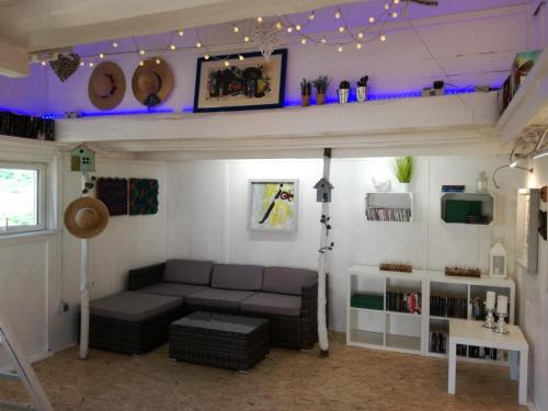 Posezení v ubytování Zurück zur Natur - Urlaub im Zirkuswagen, Sommeratelier oder Schindelwagen