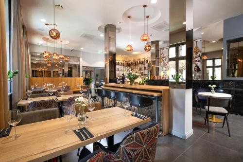 Nhà hàng/khu ăn uống khác tại Xerion Hotel