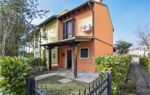 Stunning home in Isola di Albarella with WiFi and 2 Bedrooms
