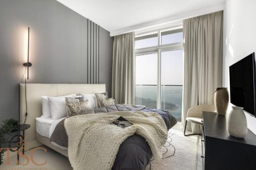 The Smart Concierge – Sunrise Bay beachfront