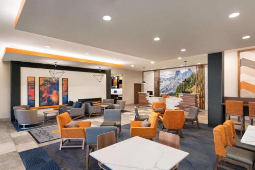 Posezení v ubytování La Quinta Inn & Suites by Wyndham Marysville