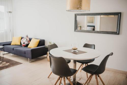 Posezení v ubytování Ascona Principessa Apt 9