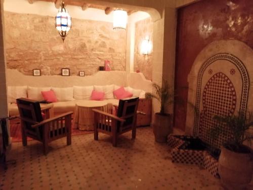Coin salon dans l'établissement Dar Farah, riad au coeur de la médina