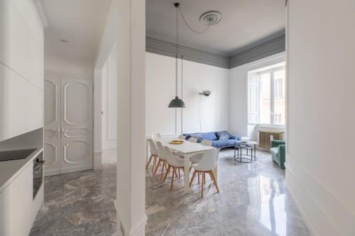 iFlat Corso Deluxe Apartment