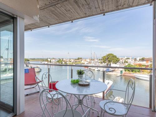 Apartment Cap Mestral by Interhome