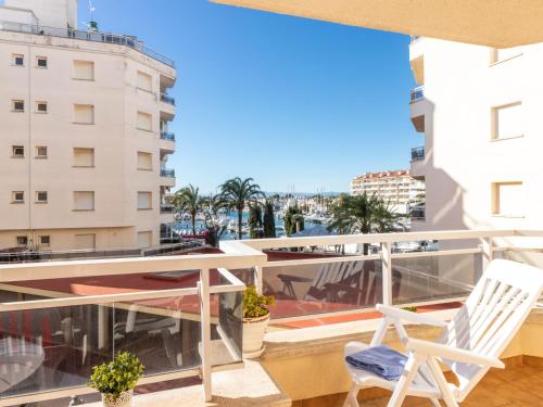 Apartment Club Nautic-10 by Interhome