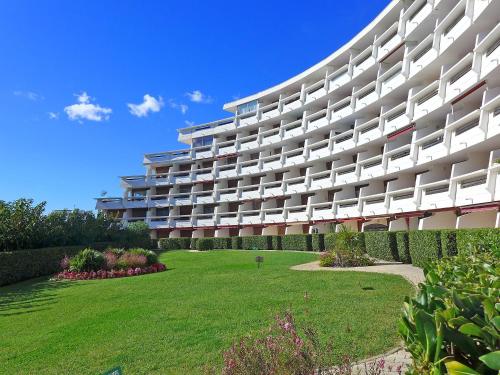 Apartment Jardins d'Ulysse II by Interhome