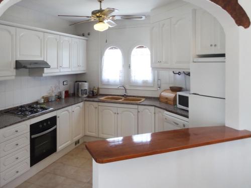 Η κουζίνα ή μικρή κουζίνα στο Holiday Home Memphis by Interhome