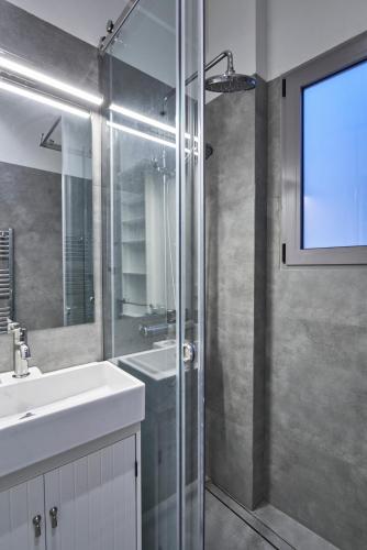 Acropolis view penthouse