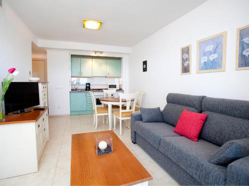 Apartment Amatista-6 by Interhome
