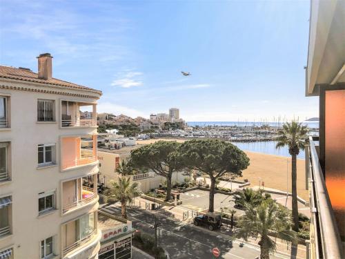 Studio Résidence Azur-3 by Interhome