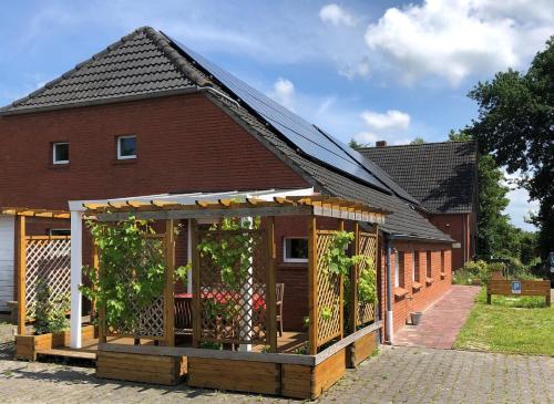 Το κτήριο όπου στεγάζεται  το διαμέρισμα