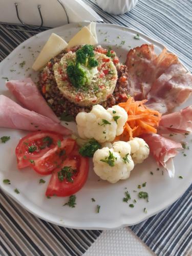 Mad i lejligheden eller i nærheden