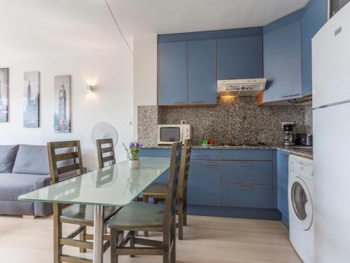 Apartment Port Canigó-8 by Interhome