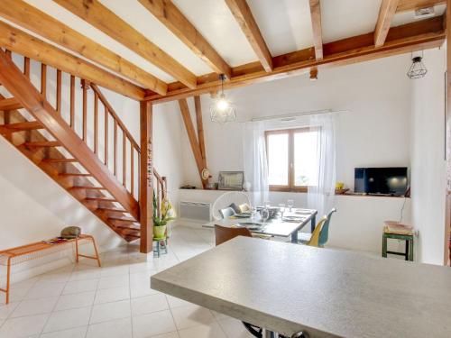 Apartment Emeuraude by Interhome