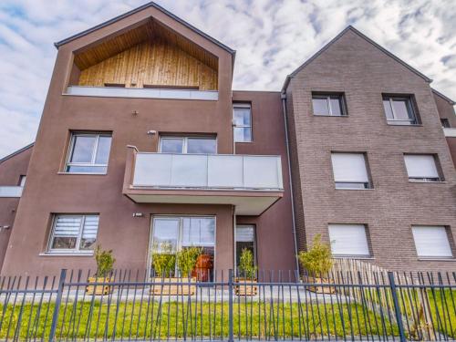 Apartment Le Clos Fontaine by Interhome