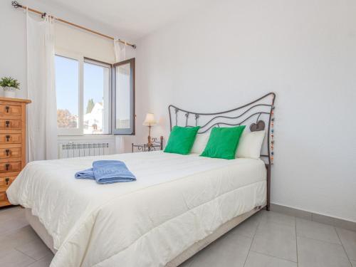 Apartment Sant Maurici-26 by Interhome