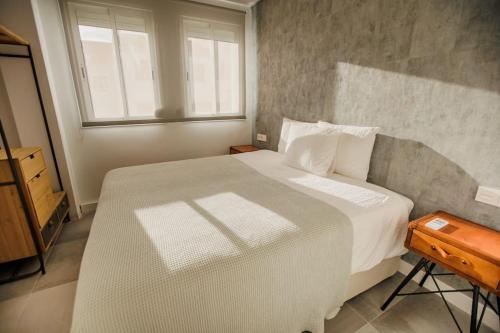 Contemporary Apartment across Marbella Club Hotel