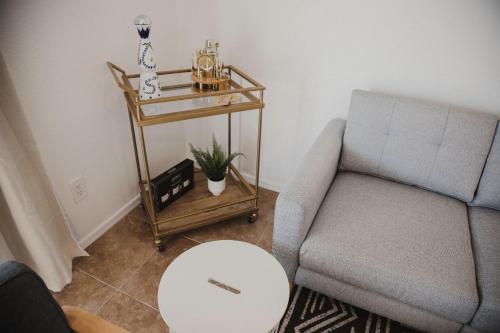 NEW! Updated Home Close To Everything, BBQ – Photos 2